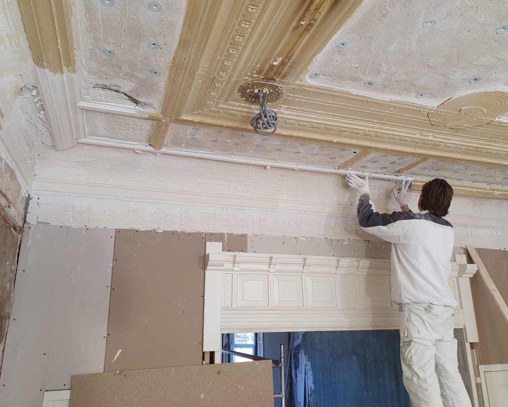 Plafond restauratie lijsten